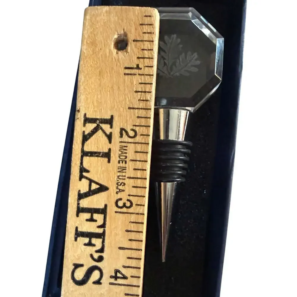 Octagonal Crystal Wine Bottle Stopper with Laser Etched Oak Leaf Design